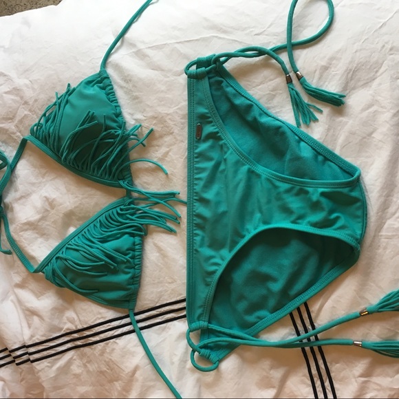 L.A Hearts bikini - Picture 2 of 8